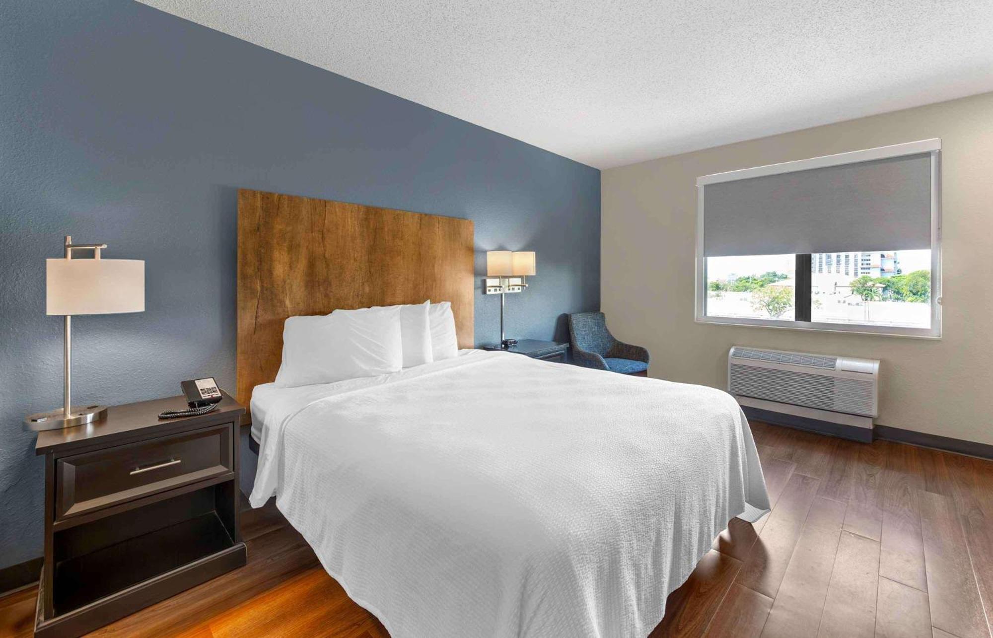 Extended Stay America Premier Suites - Fort Lauderdale - Convention Center - Cruise Port Екстериор снимка