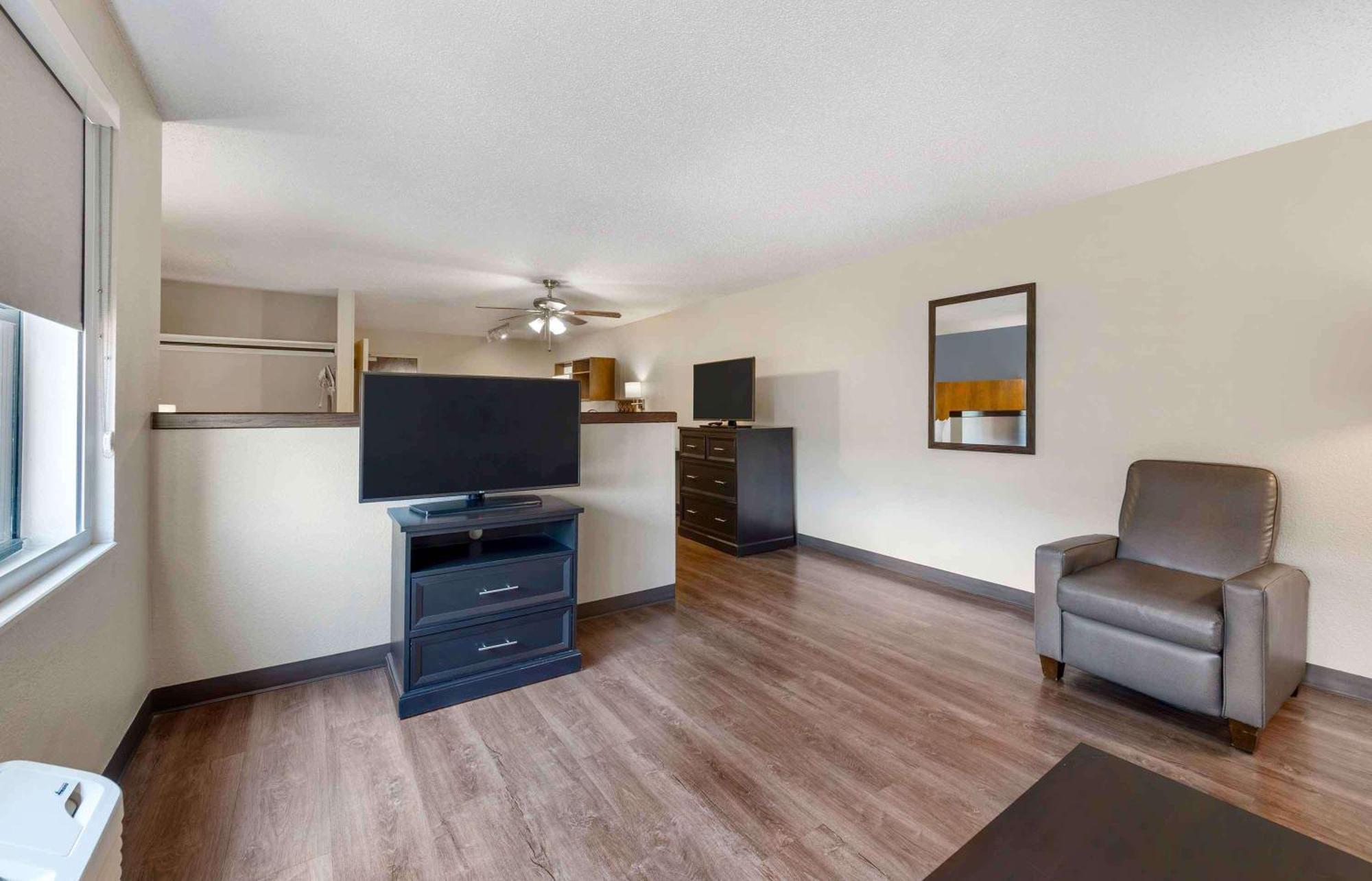 Extended Stay America Premier Suites - Fort Lauderdale - Convention Center - Cruise Port Екстериор снимка
